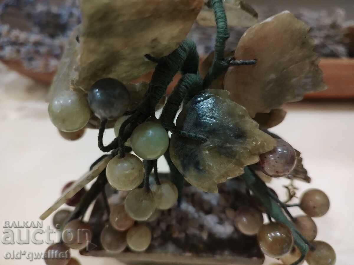 Decoration jade, beautiful green color, petals, fruit with price 197.00 BGN | € 100.72