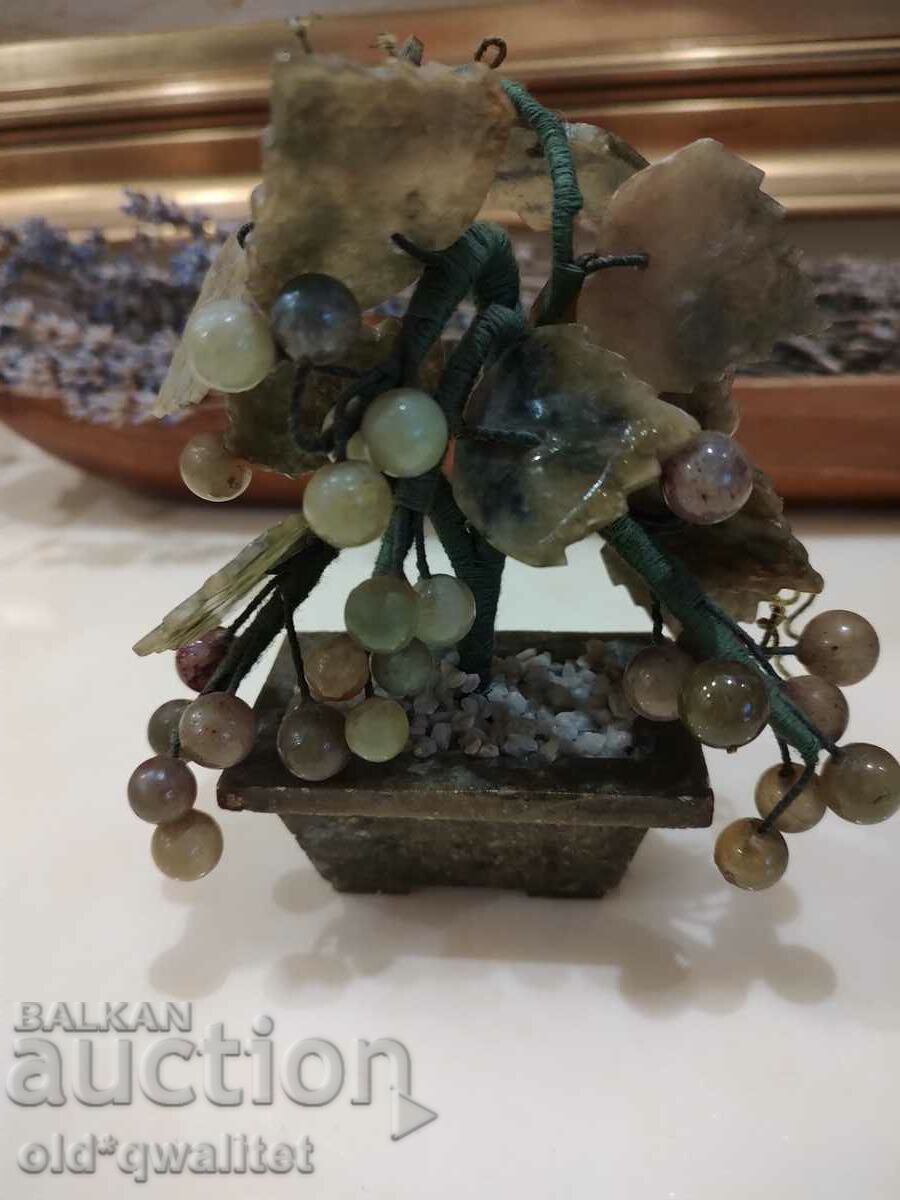 Decoration jade, beautiful green color, petals, fruit