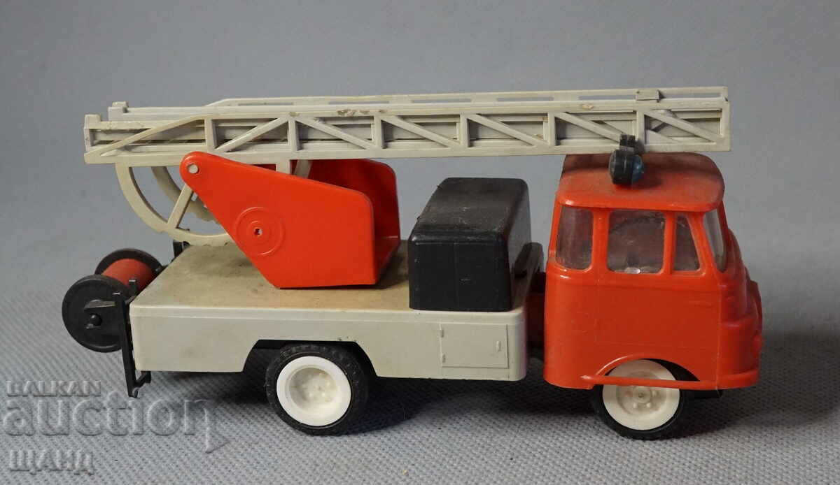 ROBUR Old German plastic toy fire truck model