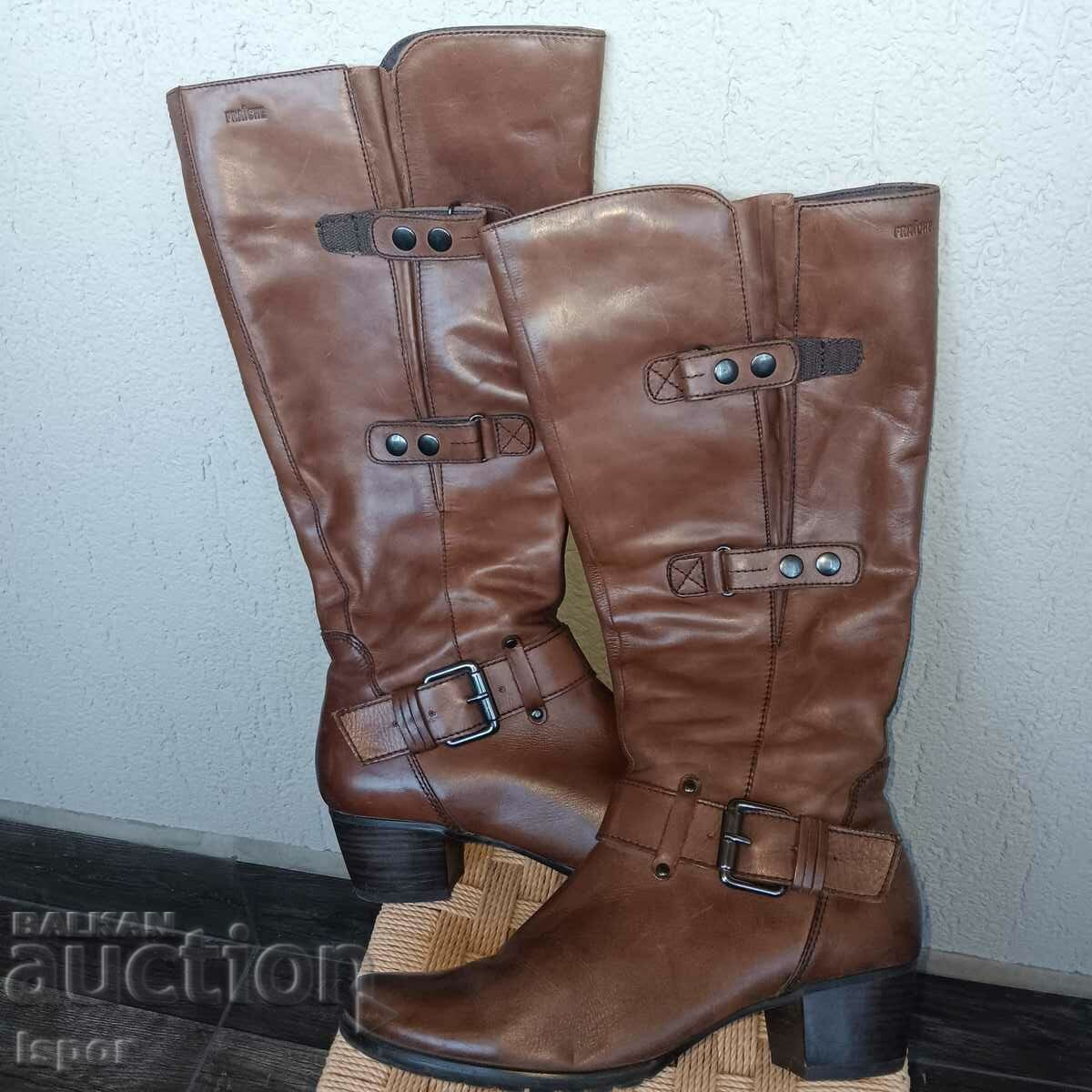 Branded leather women's boots