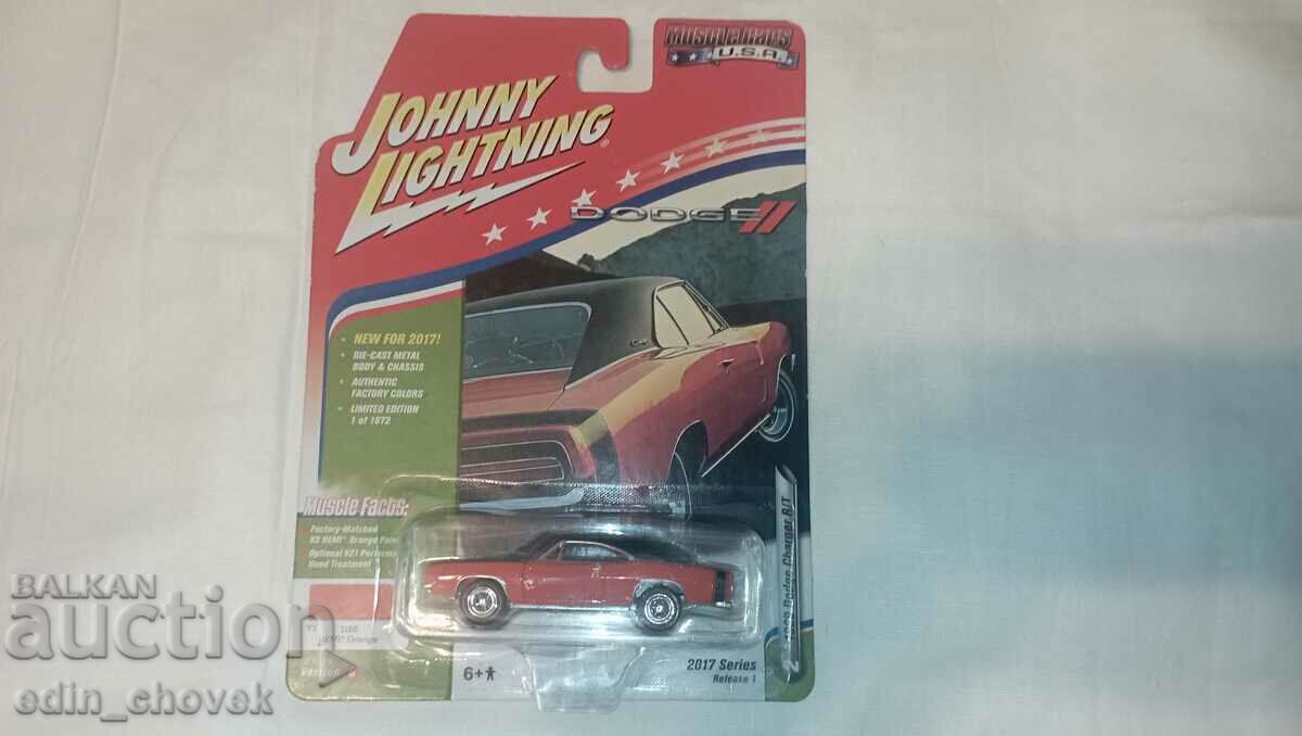 1/64 Johny Lightning Dodge Charger RT 1969. Нов