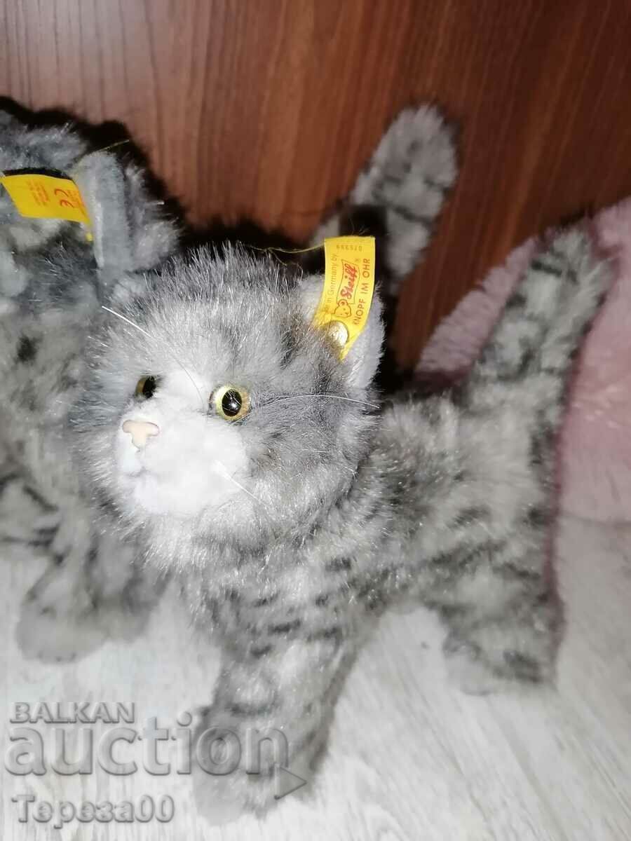 Delivery of Steiff collectible German toys