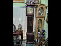 A lovely antique collectible parquet clock