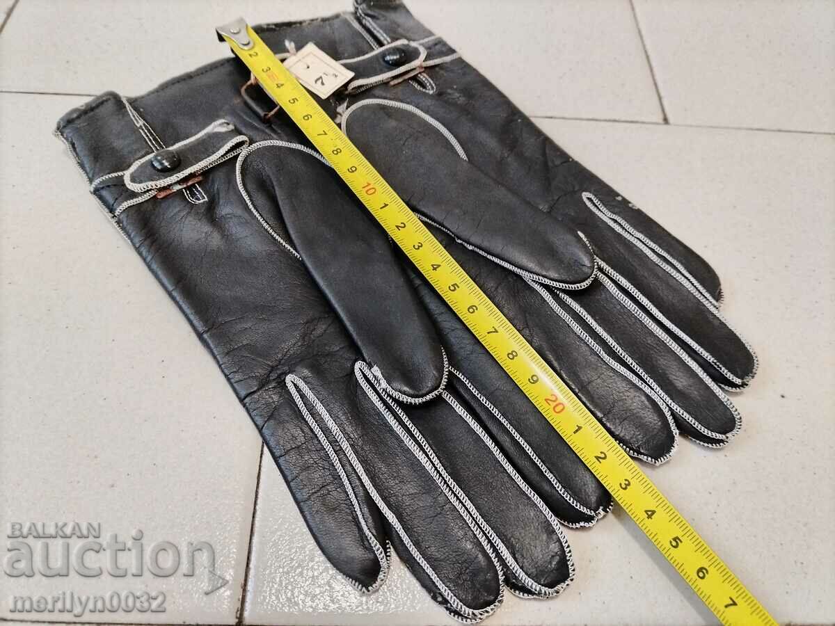 Auction Women's leather gloves UNUSED Kingdom of Bulgaria 1920s Auction Women's leather gloves UNUSED Kingdom of Bulgaria 1920s