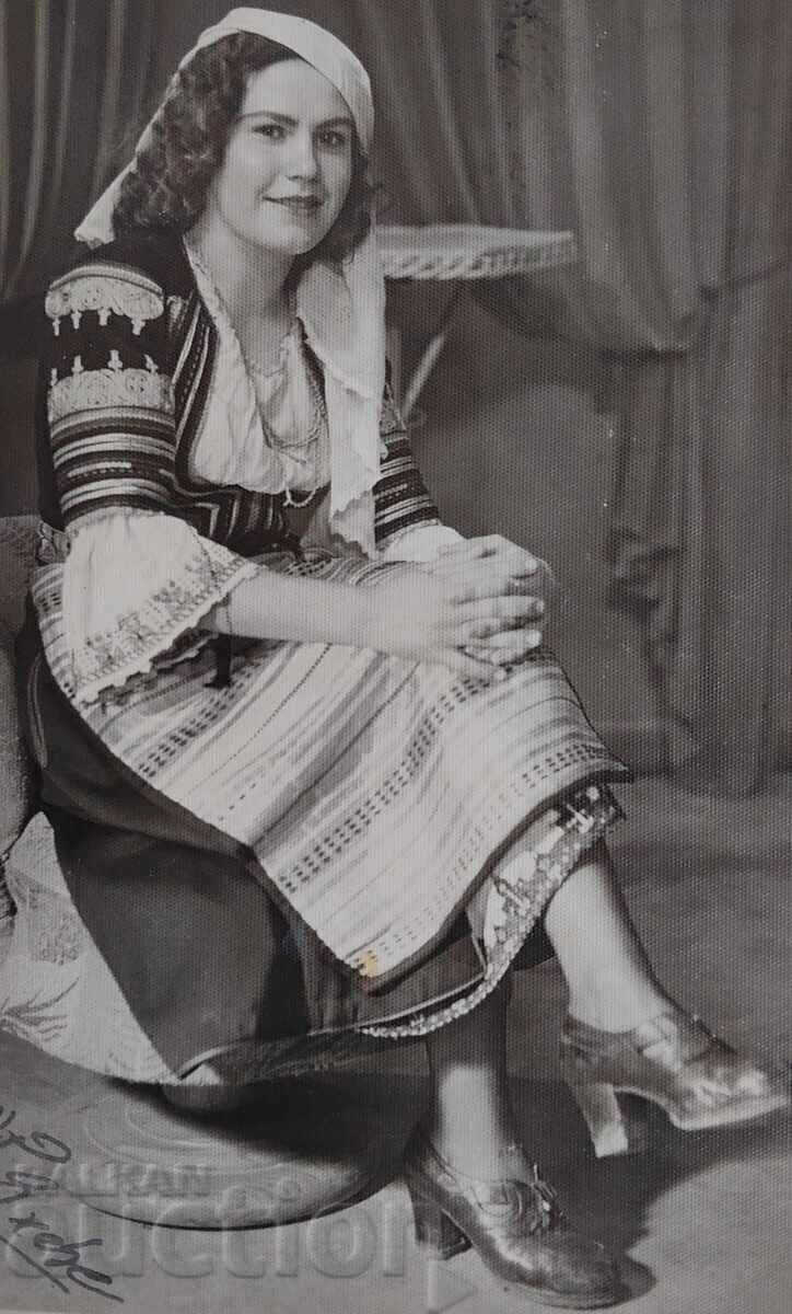 KUSTENDILSKA SAYA SUKMAN WEARING APRON SHIRT WOMAN PHOTO with price 25.00 BGN | € 12.78 KUSTENDILSKA SAYA SUKMAN WEARING APRON SHIRT WOMAN PHOTO with price 25.00 BGN | € 12.78