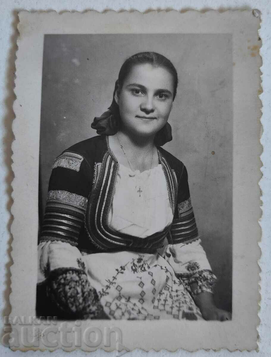 KUSTENDILSKA SAYA SUKMAN WEARING APRON SHIRT WOMAN PHOTO with price 25.00 BGN | € 12.78 KUSTENDILSKA SAYA SUKMAN WEARING APRON SHIRT WOMAN PHOTO with price 25.00 BGN | € 12.78