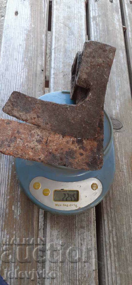 Lotul de două topoare - 5 Lotul de două topoare - 5