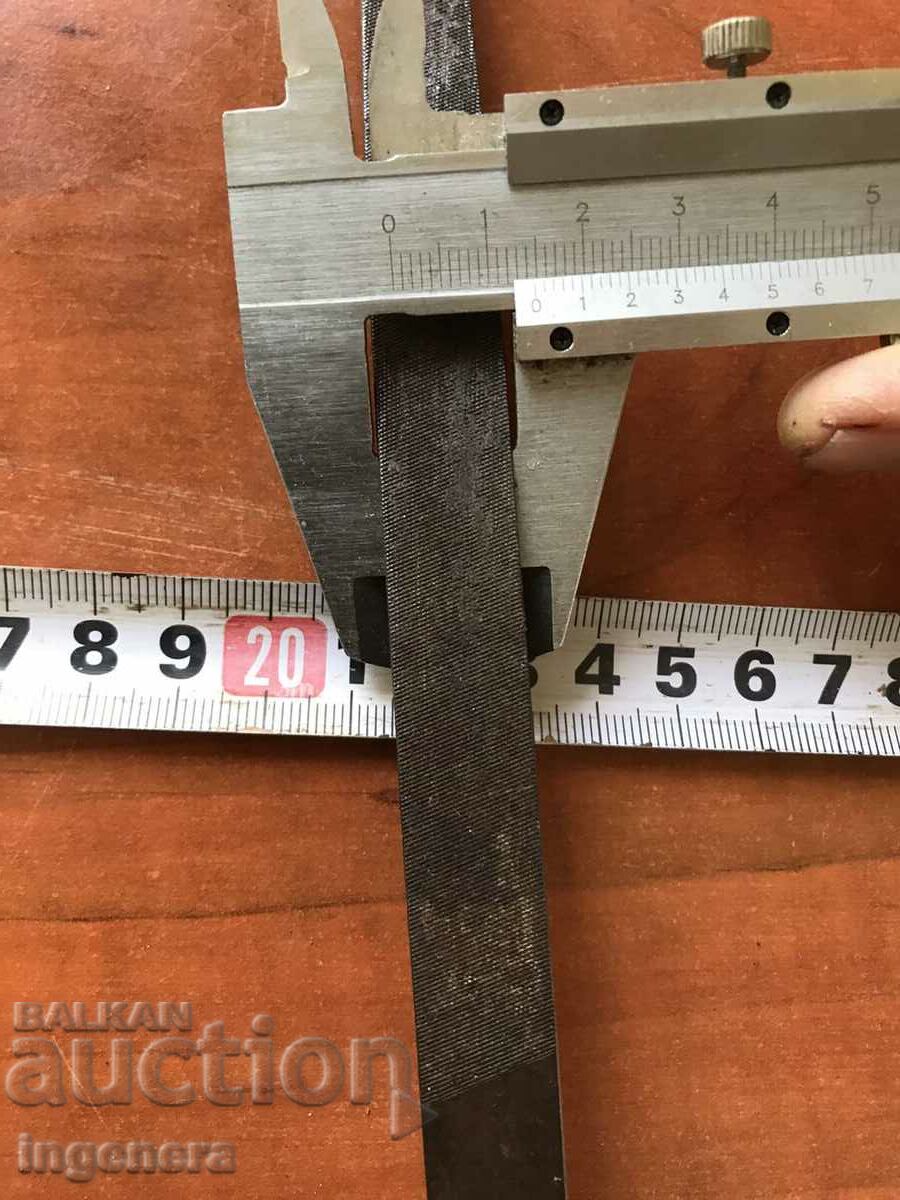 Auction  FILE TRIANGULAR TOOL MARKING