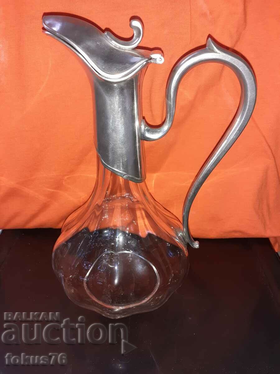 A lovely carafe carafe silver plated marked Dumanoir Etain