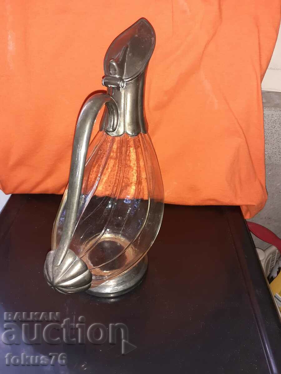 A wonderful hunting jug in the shape of a duck with price 180.00 BGN | € 92.03 A wonderful hunting jug in the shape of a duck with price 180.00 BGN | € 92.03