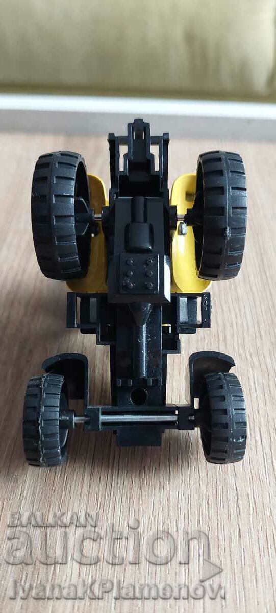 A toy for collectors - 6 A toy for collectors - 6