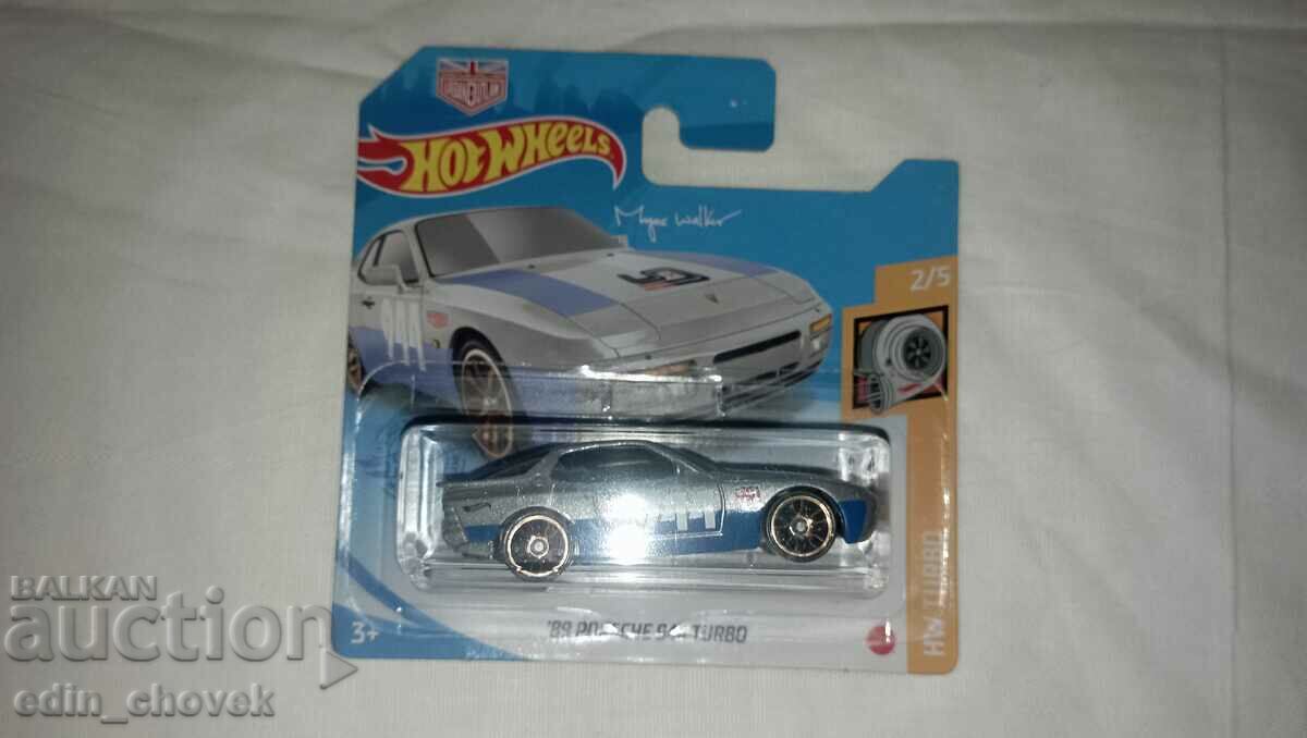 Hot Wheels '89 Porsche 944 Turbo. New