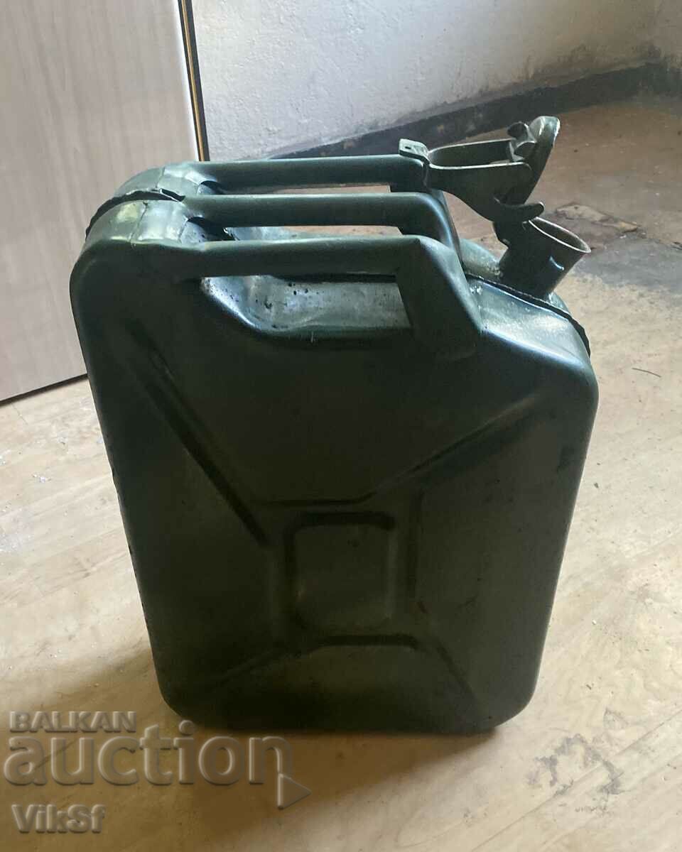 Metal can for fuel 20 l