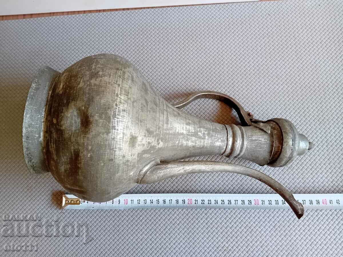 Auction  OLD LARGE OTTOMAN POT