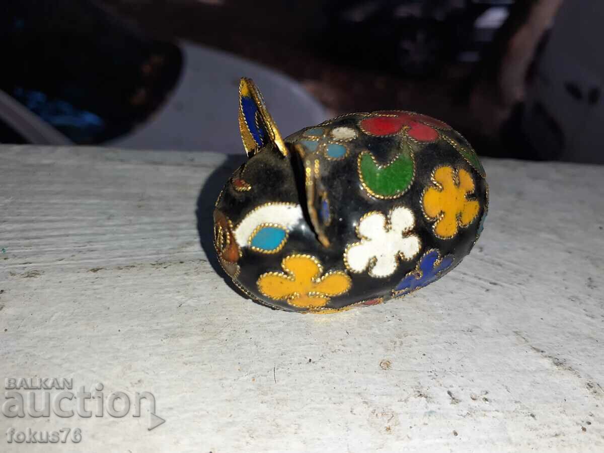 Χάλκινο κυψελωτό σμάλτο cloisonné Piglet με τιμή 29.00 BGN | € 14.83 Χάλκινο κυψελωτό σμάλτο cloisonné Piglet με τιμή 29.00 BGN | € 14.83