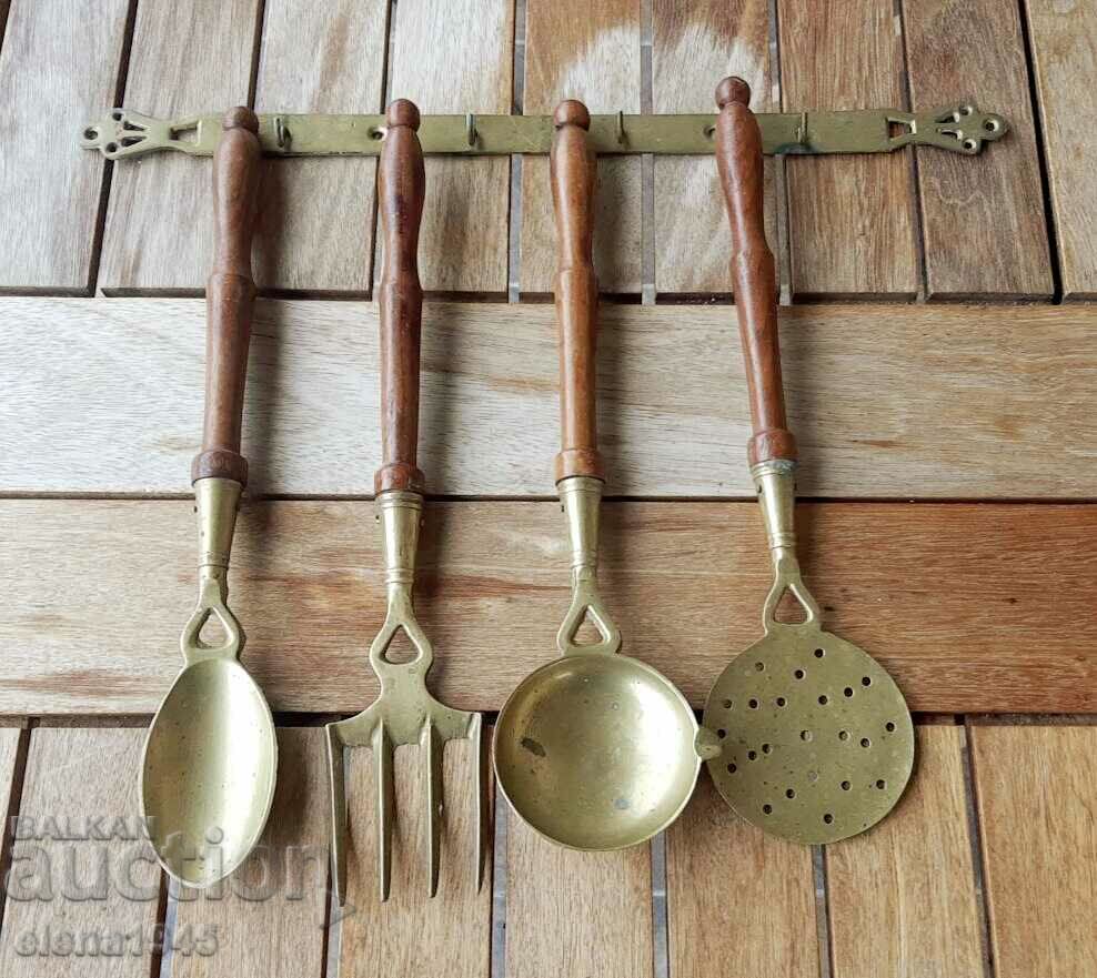 Kitchen utensils