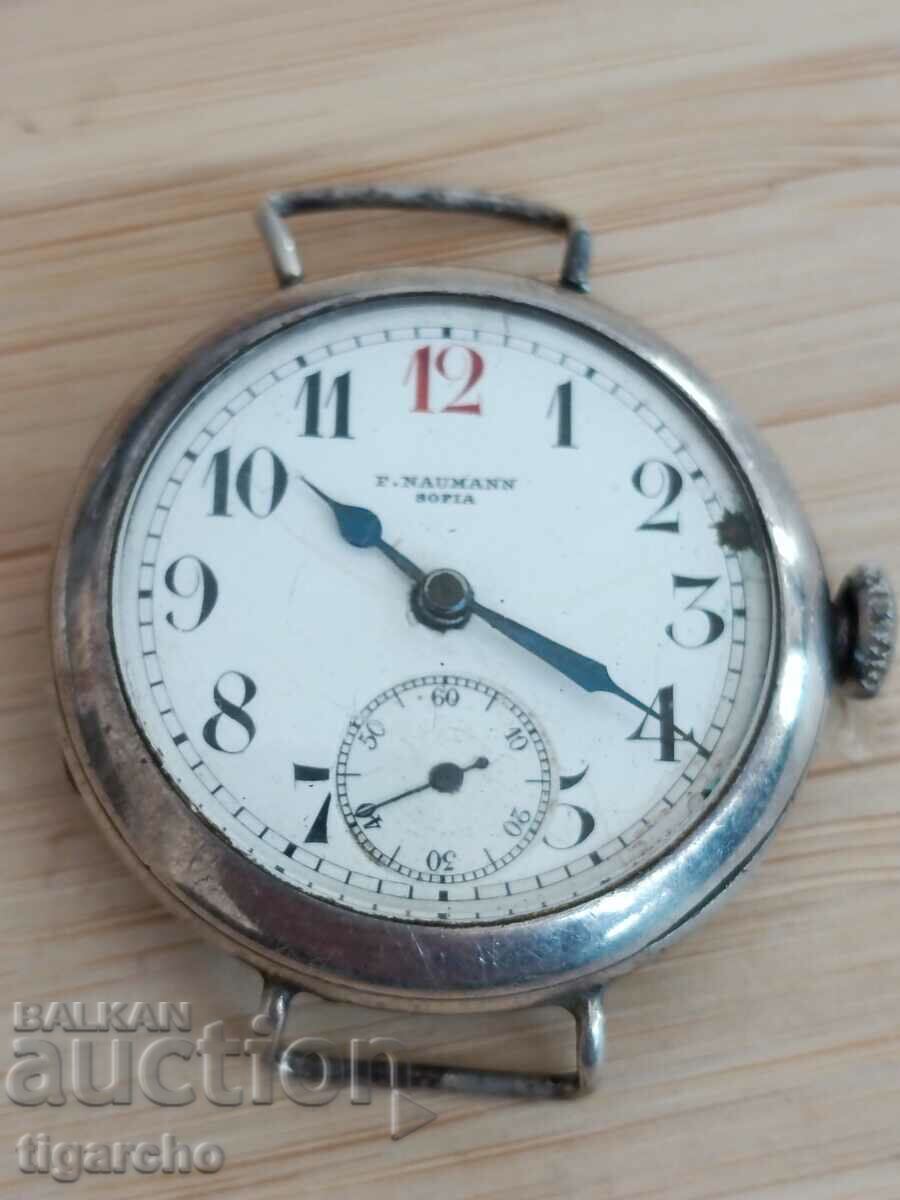 Licitație Un ceas de argint Licitație Un ceas de argint