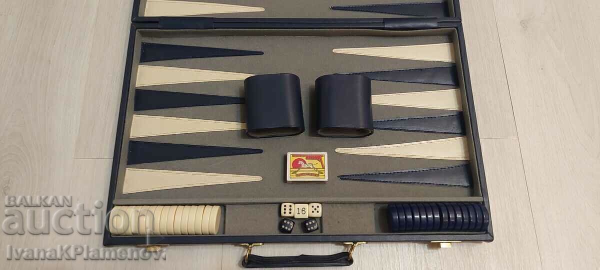 Tablă pentru cunoscători - 5