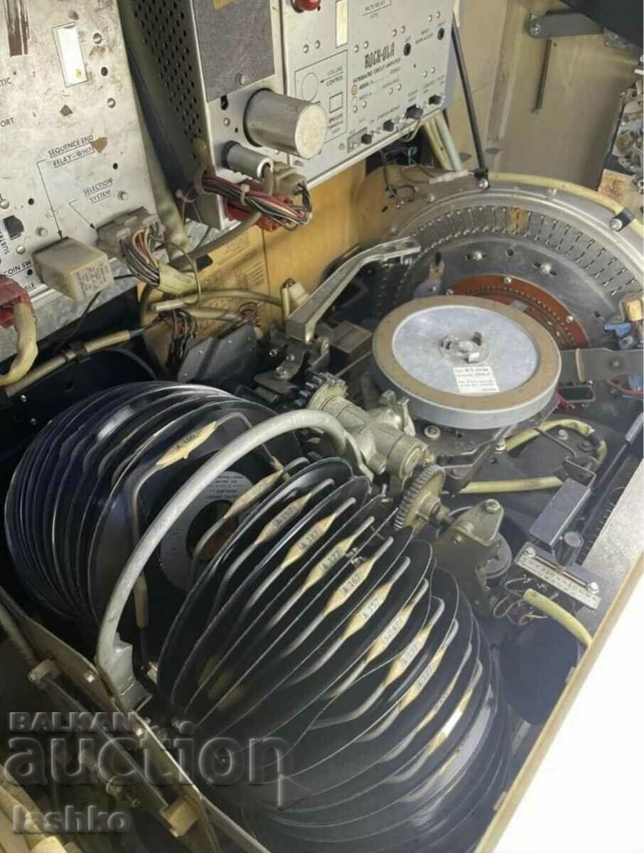 Delivery of Jukebox Delivery of Jukebox