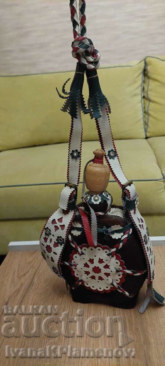 Un obiect de colecție cu preț 40.00 BGN | € 20.45 Un obiect de colecție cu preț 40.00 BGN | € 20.45