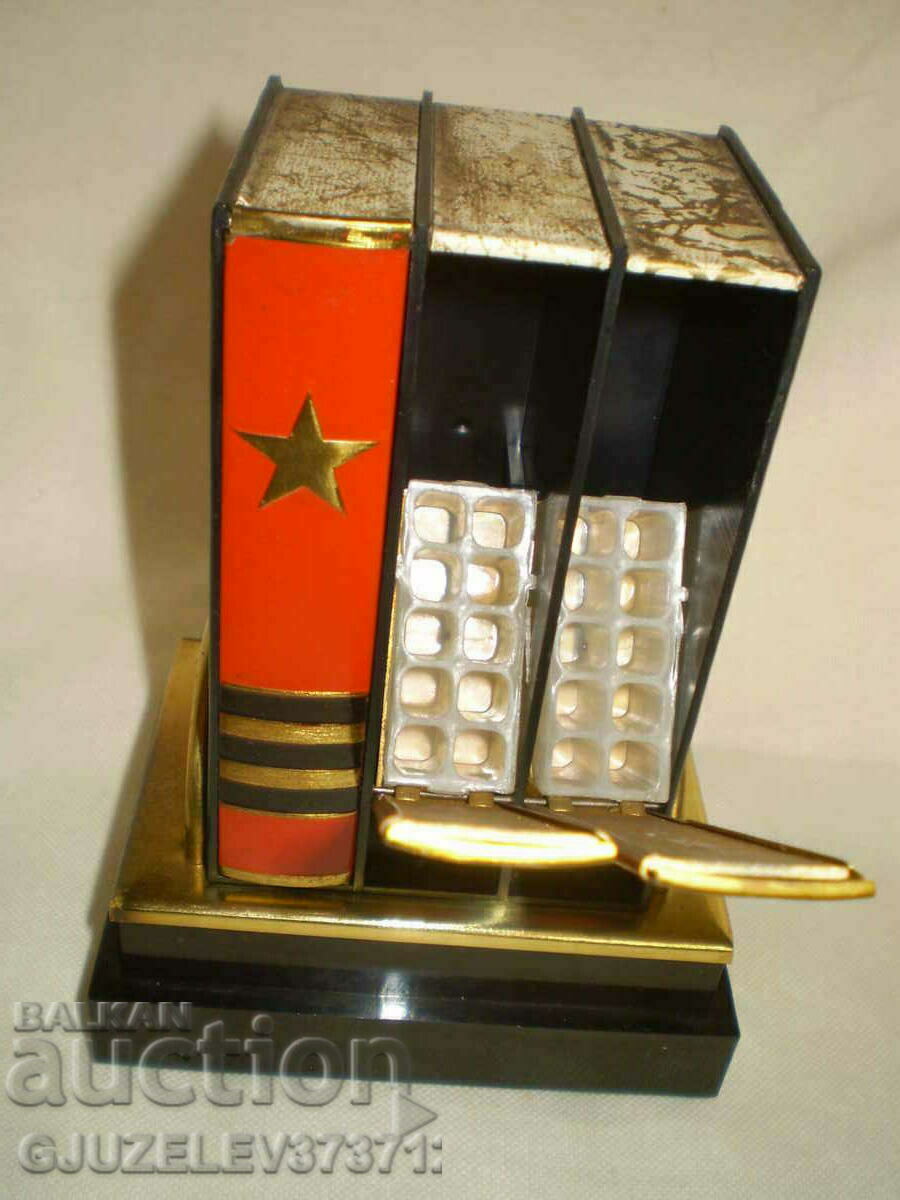 Auction Vintage Russian Soviet Cigarette Holder Music Box Auction Vintage Russian Soviet Cigarette Holder Music Box