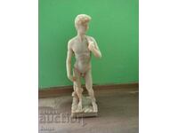 Statueta incredibil de frumoasă a lui David de -Michelangelo