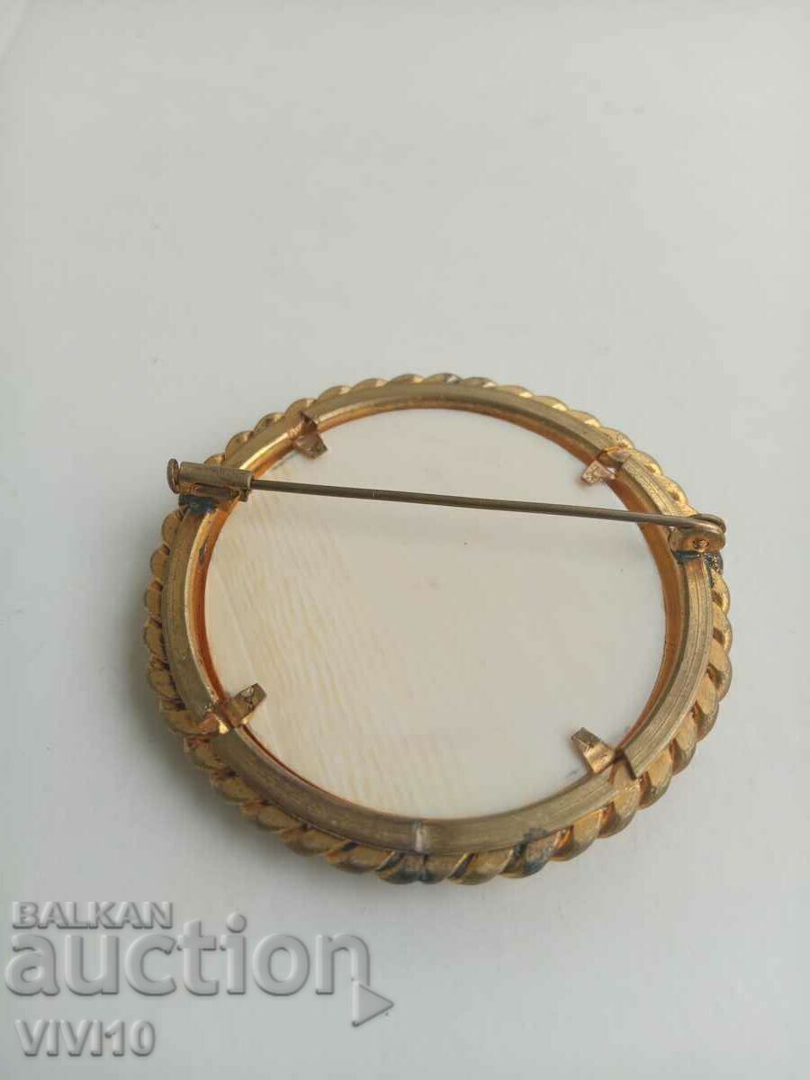 Auction  Huge brooch, Gilding, bone 1900