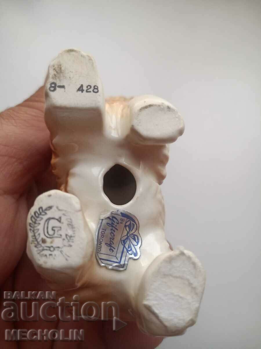 COLLECTIBLE porcelain English old figurine dog 5 - 5 COLLECTIBLE porcelain English old figurine dog 5 - 5