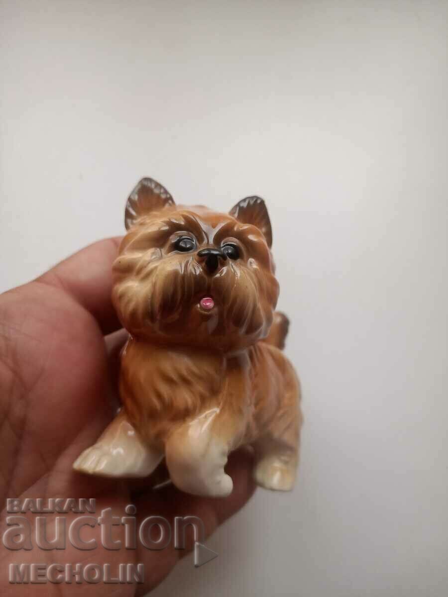 COLLECTIBLE porcelain English old figurine dog 5 - 6 COLLECTIBLE porcelain English old figurine dog 5 - 6