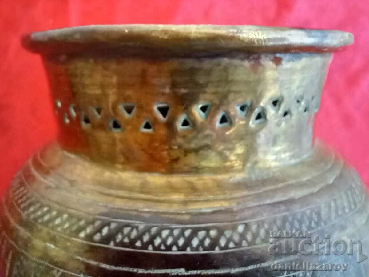 Delivery of 19th Century Antique PERSIAN Dish Unique! Delivery of 19th Century Antique PERSIAN Dish Unique!