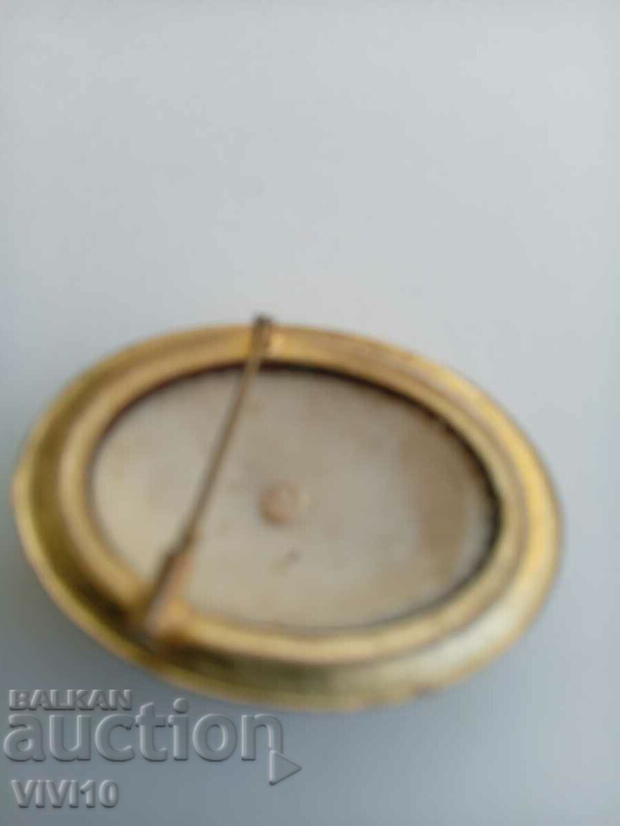 Παράδοση Αντίκα αγγλική καρφίτσα, επίχρυση, κόκαλο