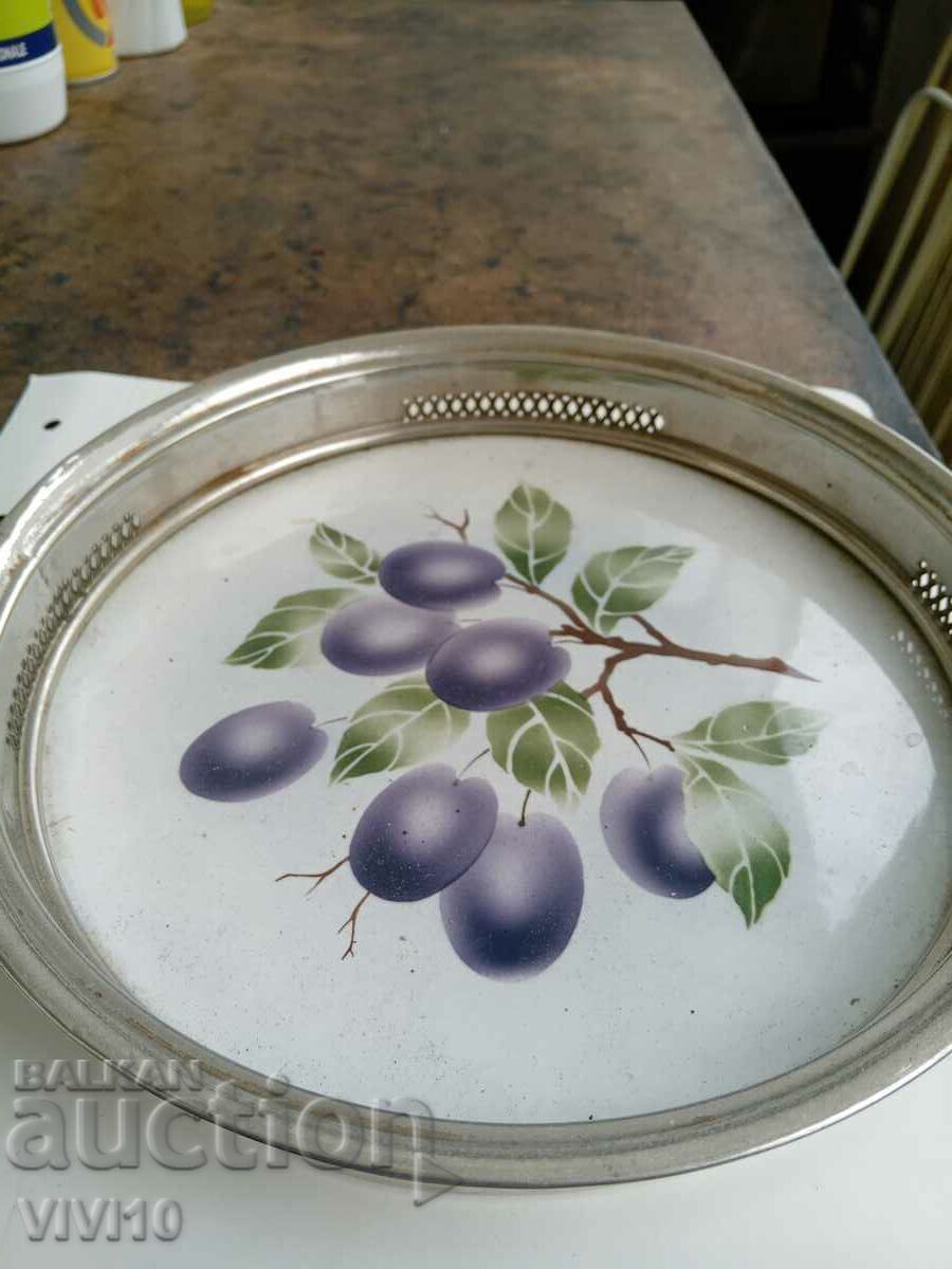 Old tray, casserole, Czech Republic, porcelain with price 60.00 BGN | € 30.68 Old tray, casserole, Czech Republic, porcelain with price 60.00 BGN | € 30.68