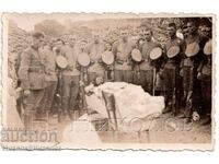 SMALL OLD PHOTO MILITARY FUNERAL OPELO D070