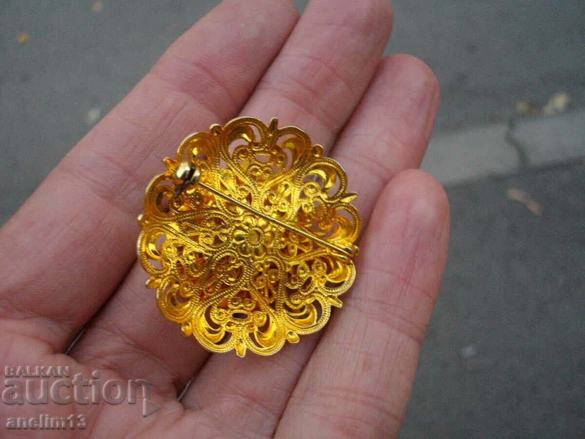 СТАРА ПОЗЛАТЕНА БРОШКА - 7 СТАРА ПОЗЛАТЕНА БРОШКА - 7