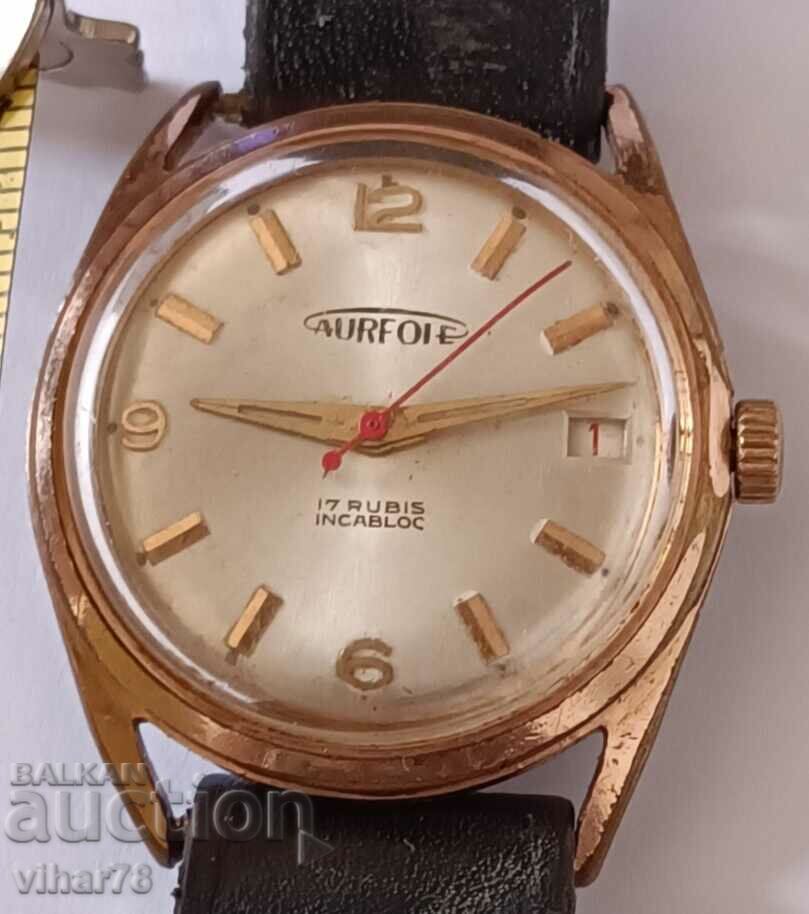 Auction MEN'S GOLD WRIST WATCH Auction MEN'S GOLD WRIST WATCH