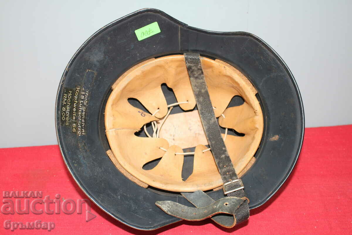 German Luftschutz helmet in original color. Complete.*1 - 6 German Luftschutz helmet in original color. Complete.*1 - 6