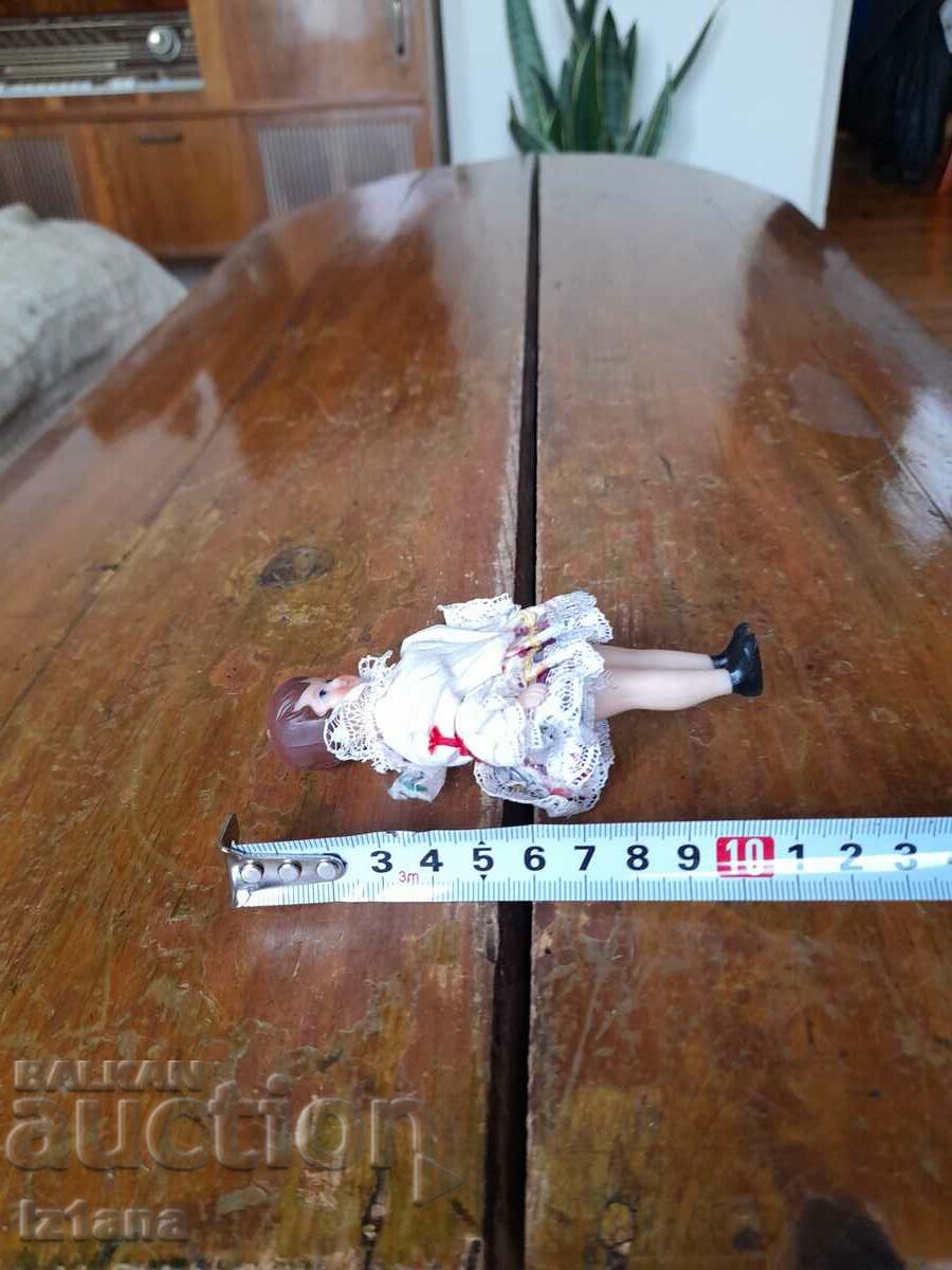 Delivery of Old doll Delivery of Old doll