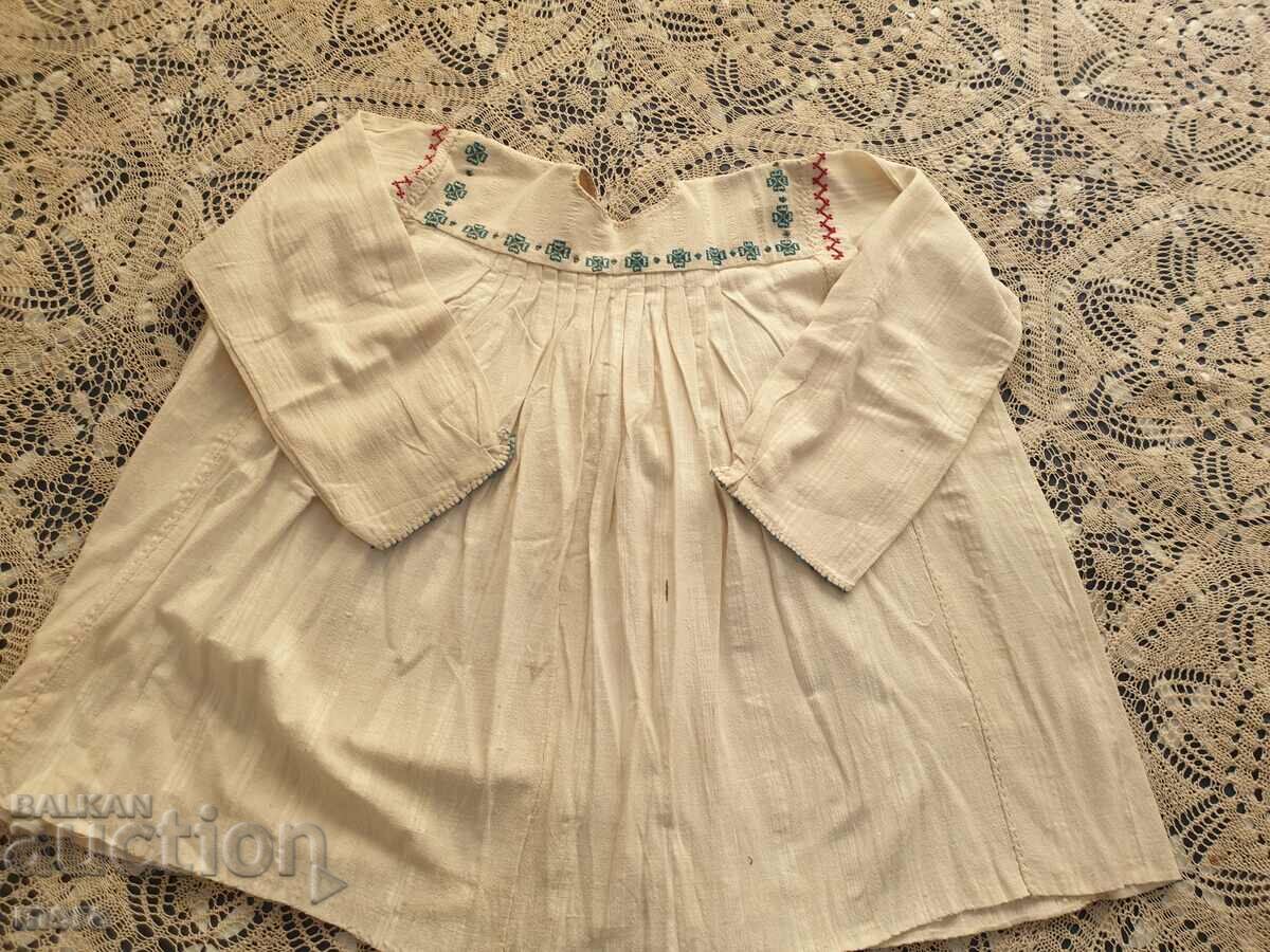 Delivery of Authentic short shirt from folk costume Delivery of Authentic short shirt from folk costume