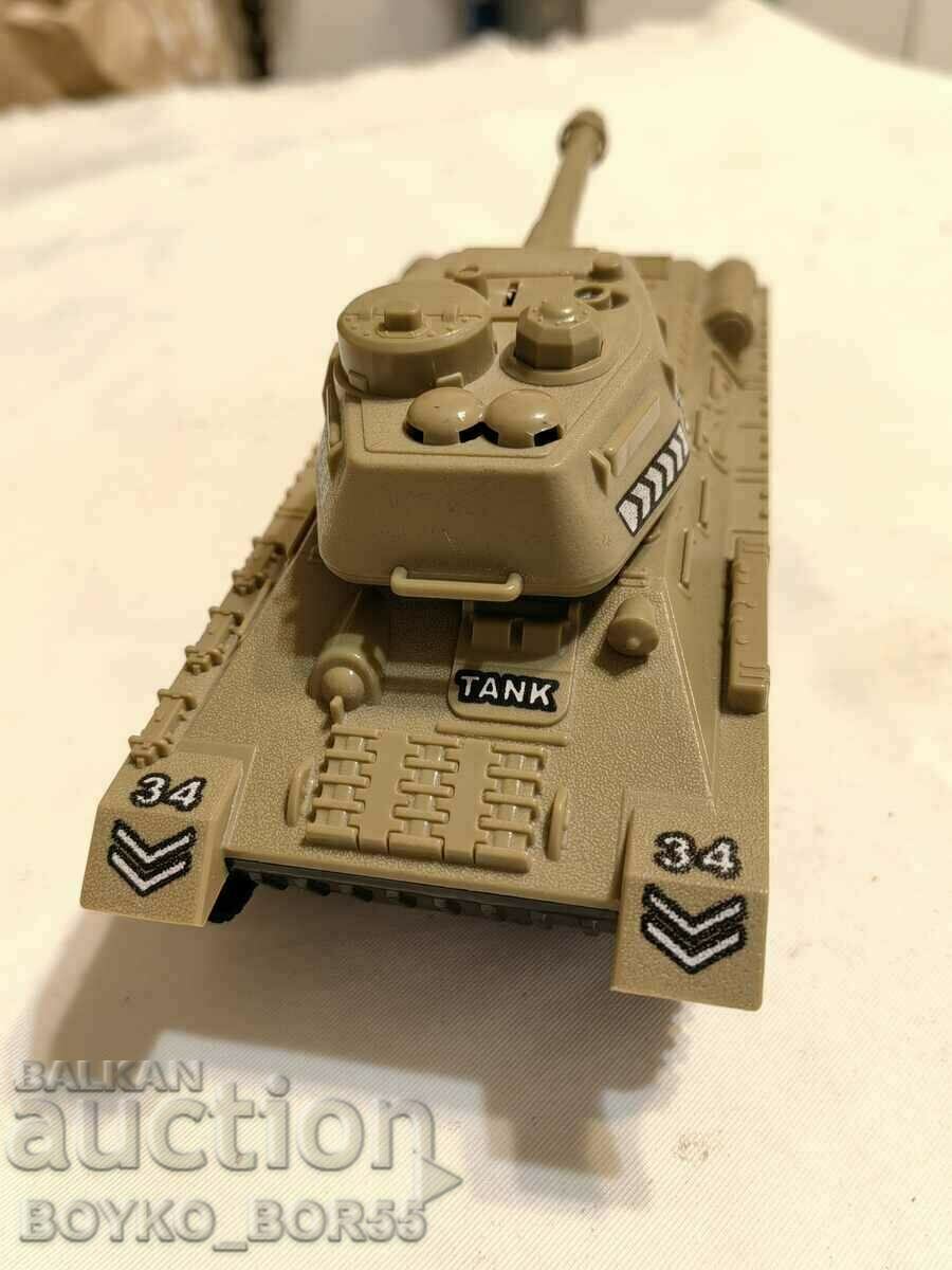 Auction Children's Toy Tank Works - Auction Children's Toy Tank Works -