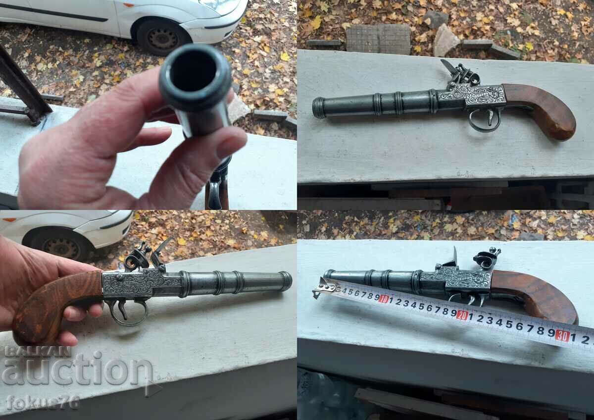 Страхотен тежък масивен кремъчен пищов - реплика - 7 Страхотен тежък масивен кремъчен пищов - реплика - 7