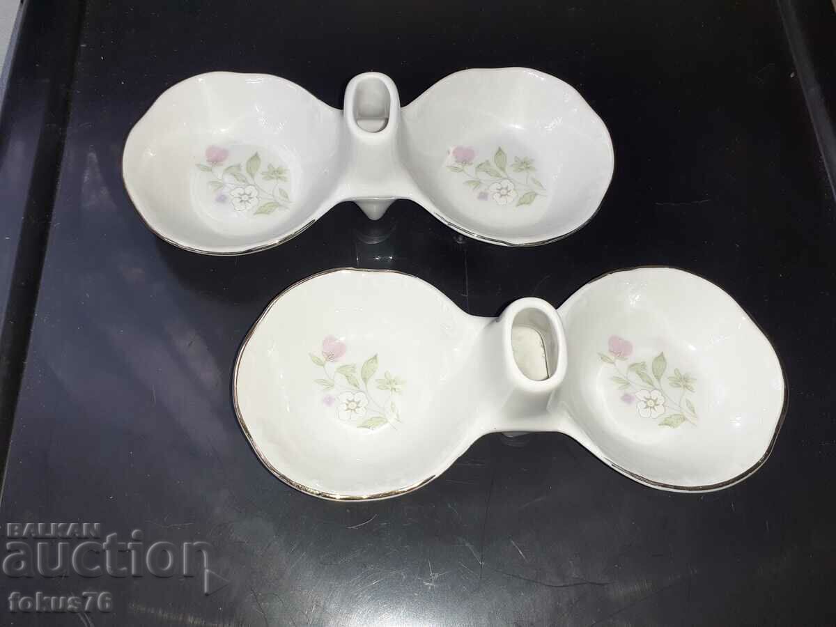 A pair of Bulgarian porcelain salt shakers with price 39.00 BGN | € 19.94 A pair of Bulgarian porcelain salt shakers with price 39.00 BGN | € 19.94