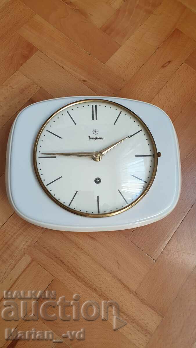 Junghans porcelain mechanical wall clock with price 150.00 BGN | € 76.69 Junghans porcelain mechanical wall clock with price 150.00 BGN | € 76.69