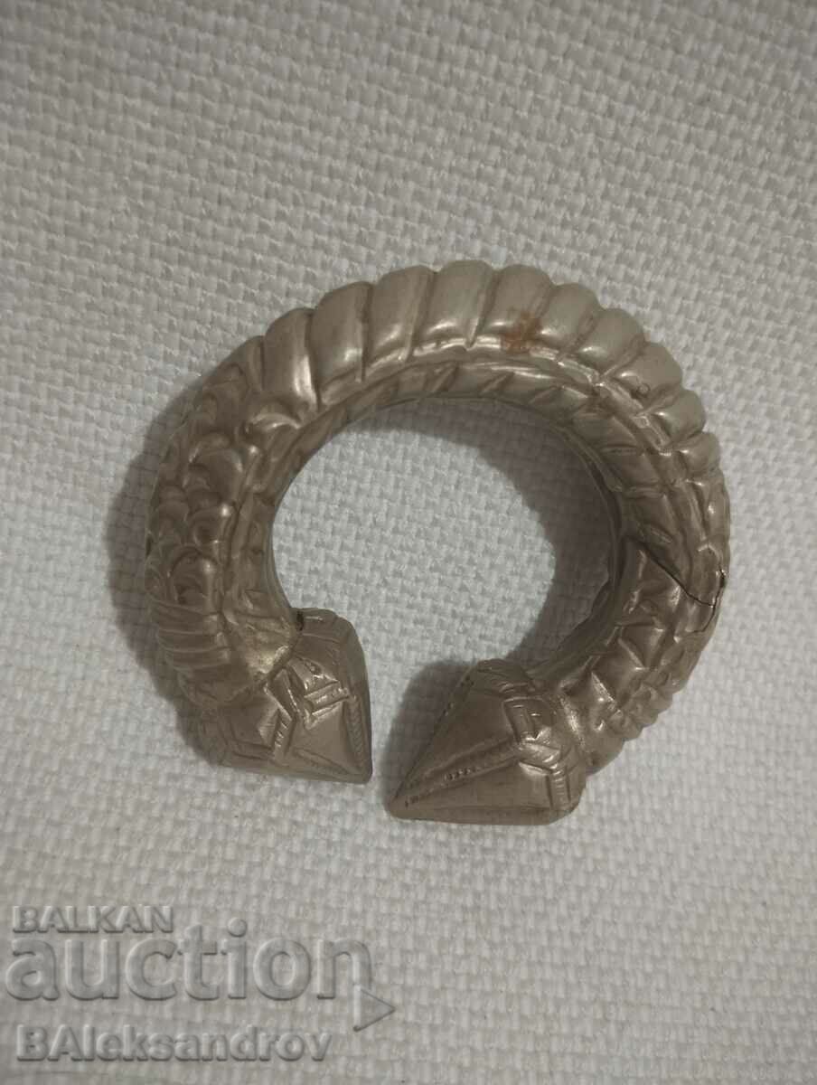 Delivery of Old coined bracelet Delivery of Old coined bracelet