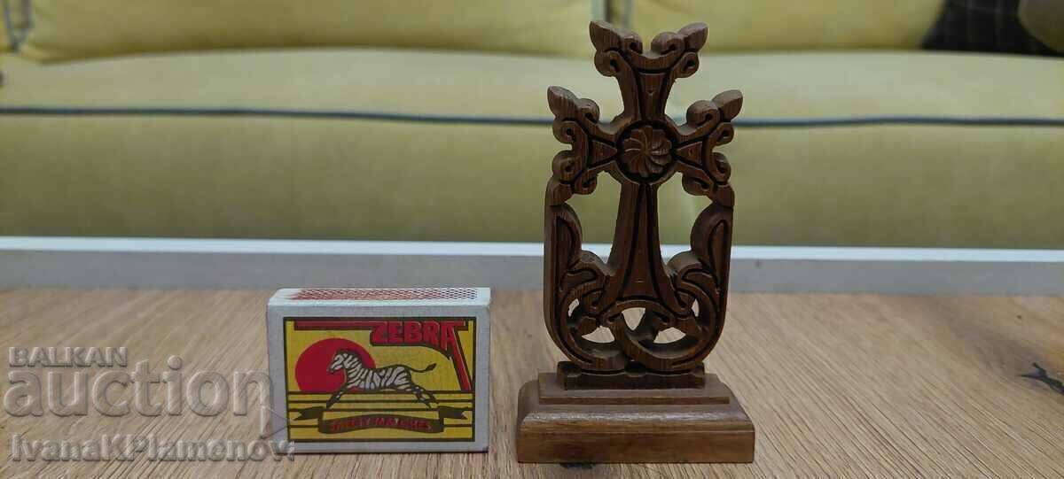 Livrarea Sculptură în lemn