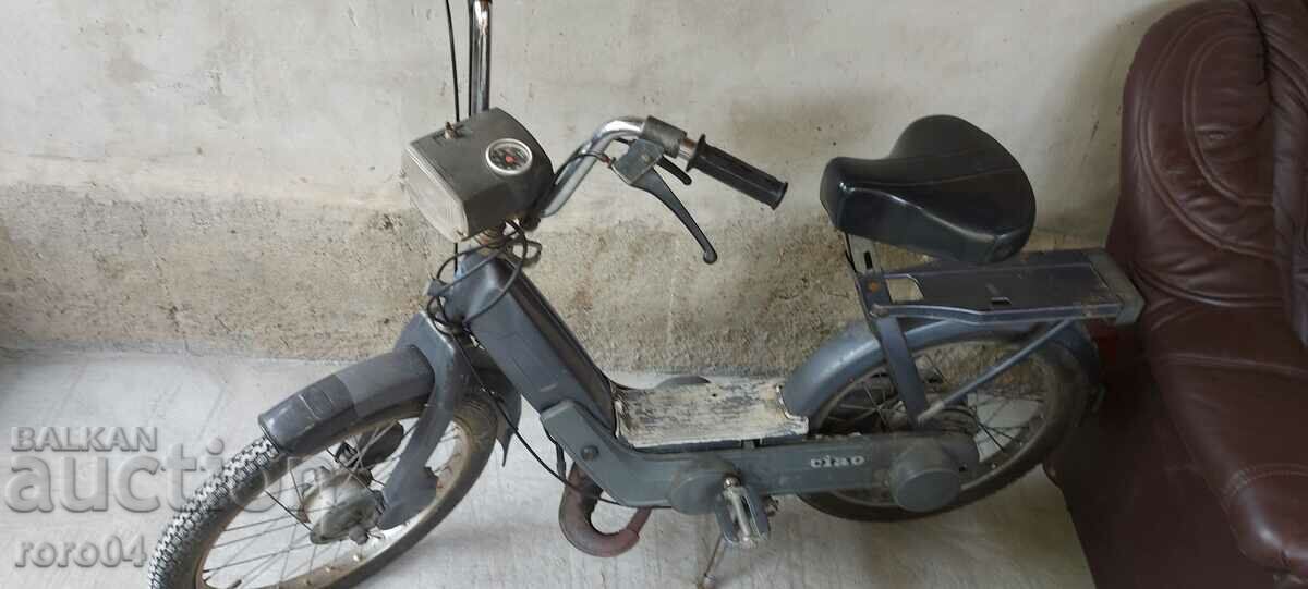 BYE PIAGGIO - IN MOTION - NO DOCUMENTS - 5 BYE PIAGGIO - IN MOTION - NO DOCUMENTS - 5