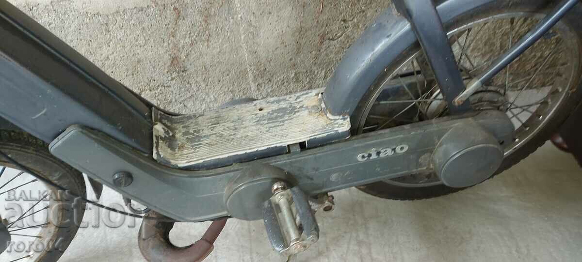 BYE PIAGGIO - IN MOTION - NO DOCUMENTS - 6 BYE PIAGGIO - IN MOTION - NO DOCUMENTS - 6