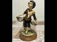 Beautiful figure statuette with markings