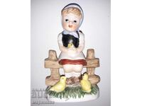 FIGURA NOUĂ. BISCUIT