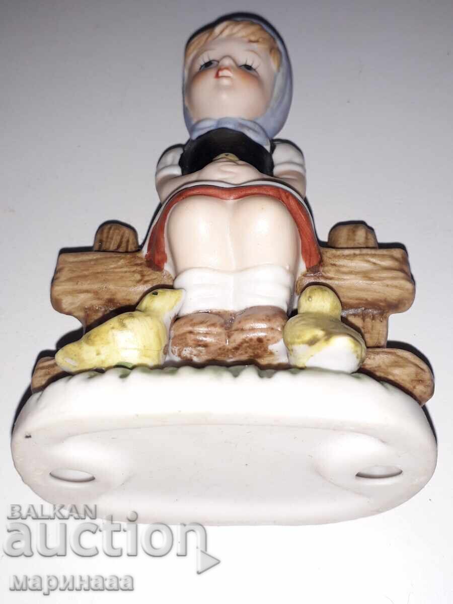 NEW FIGURE. BISCUIT - 5 NEW FIGURE. BISCUIT - 5