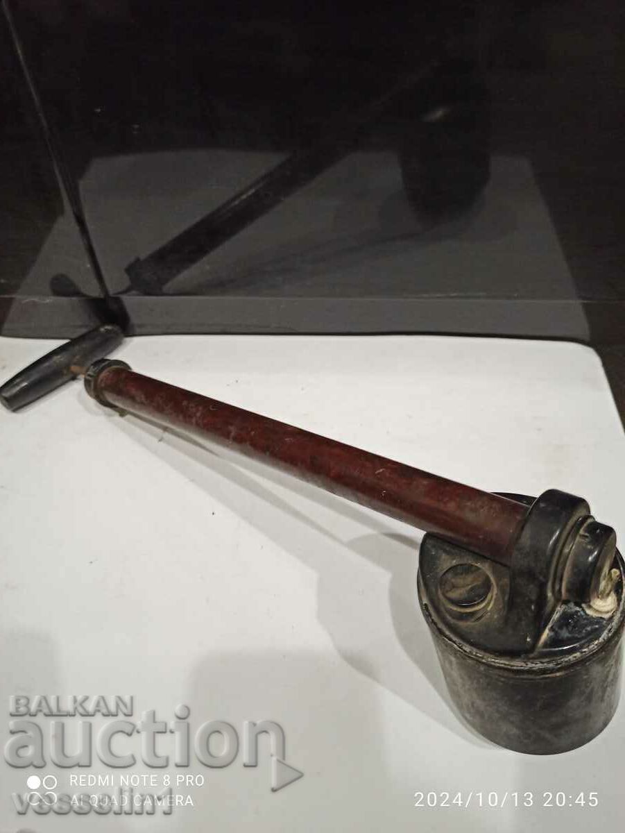 Very old Imperial Bakelite fly tox pulverizer Very old Imperial Bakelite fly tox pulverizer